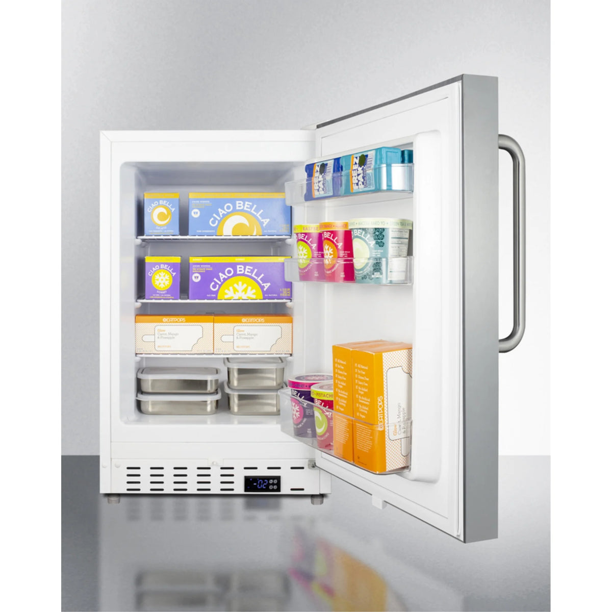 20" Wide Manual Defrost All-Freezer M673