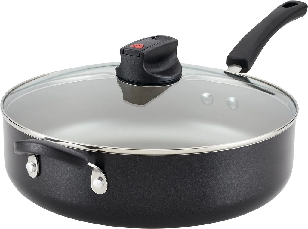Black 6 Quart Nonstick Saute Pan with Lid E600