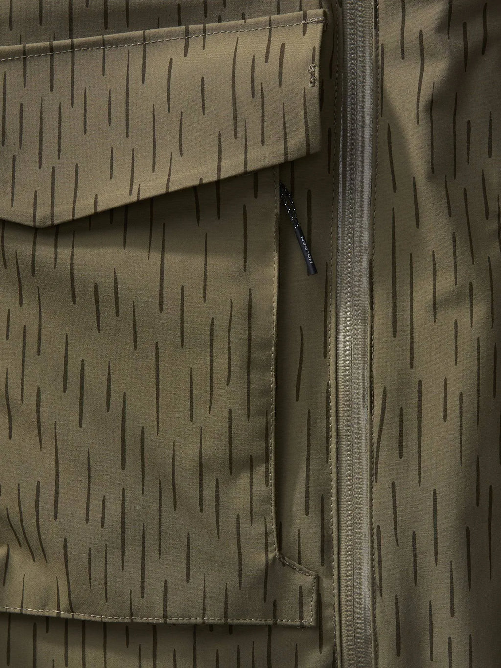 Large Stone Green Raindrop Camo Jacket E407
