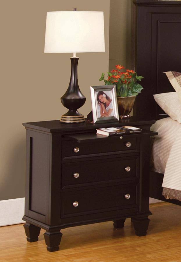 Cappuccino Queen Bed W88990
