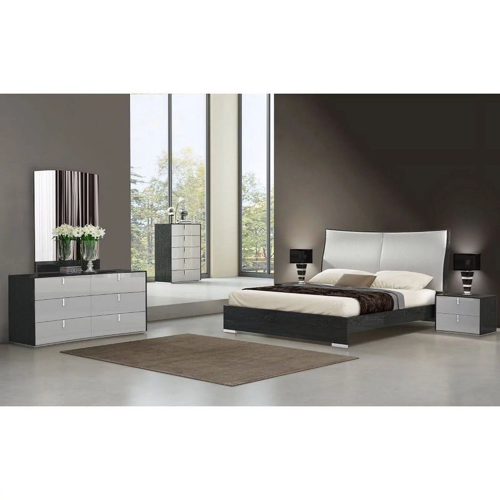 5-Piece Queen Bedroom Set T41410