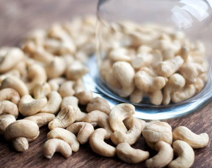 Raw Whole Cashews 18 lbs Q615
