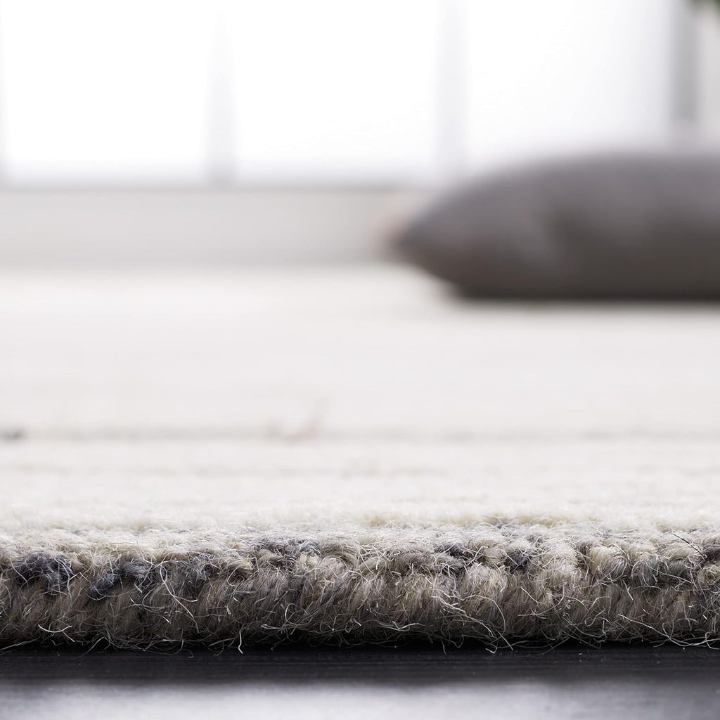 Grey & Ivory 8' x 10' Handmade Wool Area Rug Y5881