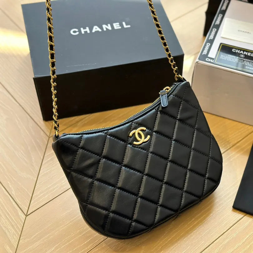 Hobo Handbag D81778