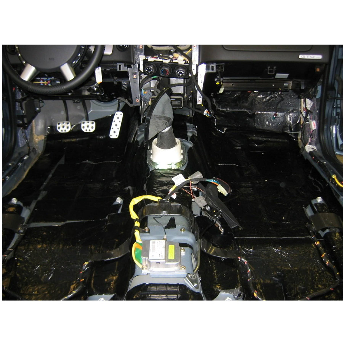 Black Floor/Dash Kit; 20 Sheets; 12 in. x 23 in. U9228