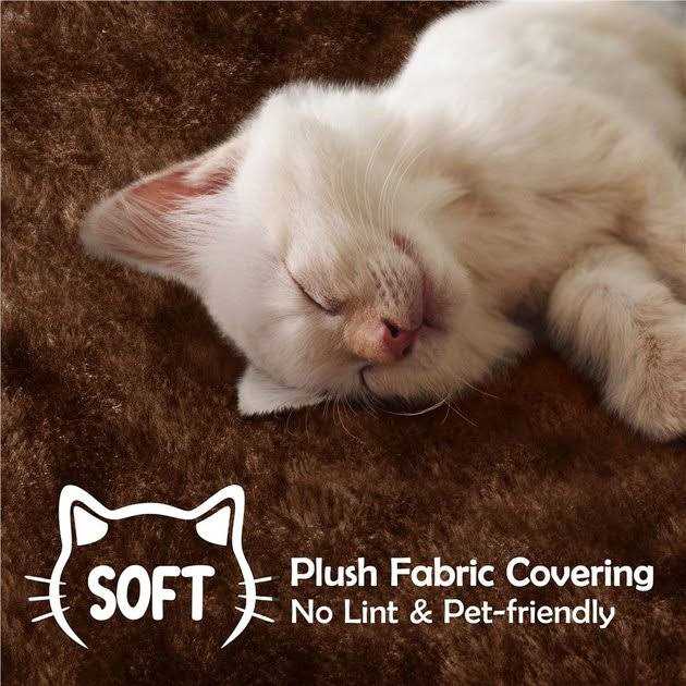 Plush Cat Tree & Condo Q197