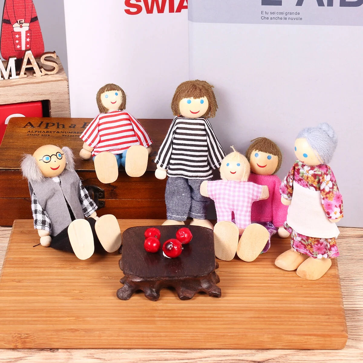 7 Pieces Wooden Dollhouse Family Set Mini People Figures Q12205