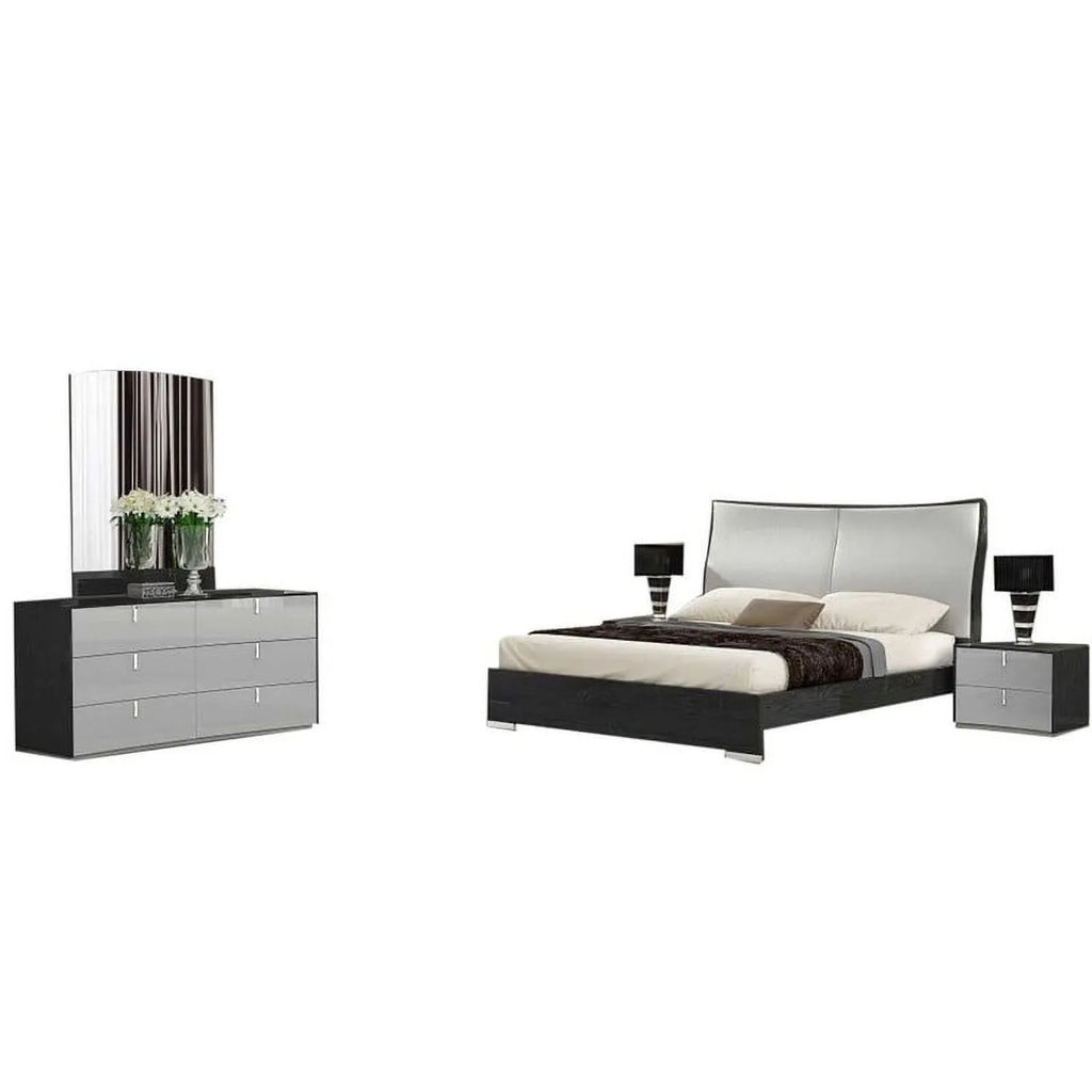 5-Piece Queen Bedroom Set T41410